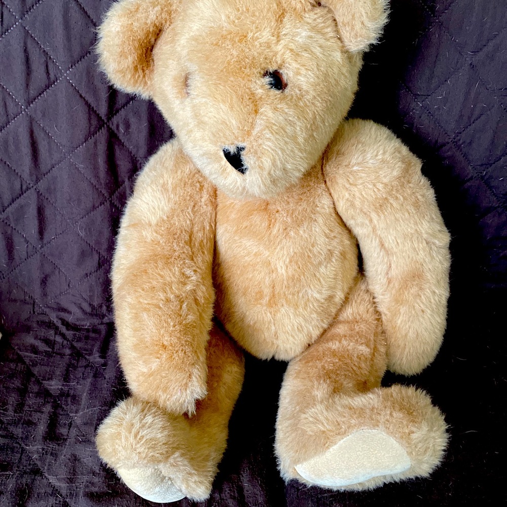 Vermont Teddy Bear Co Jointed Stuffed Bear 22”